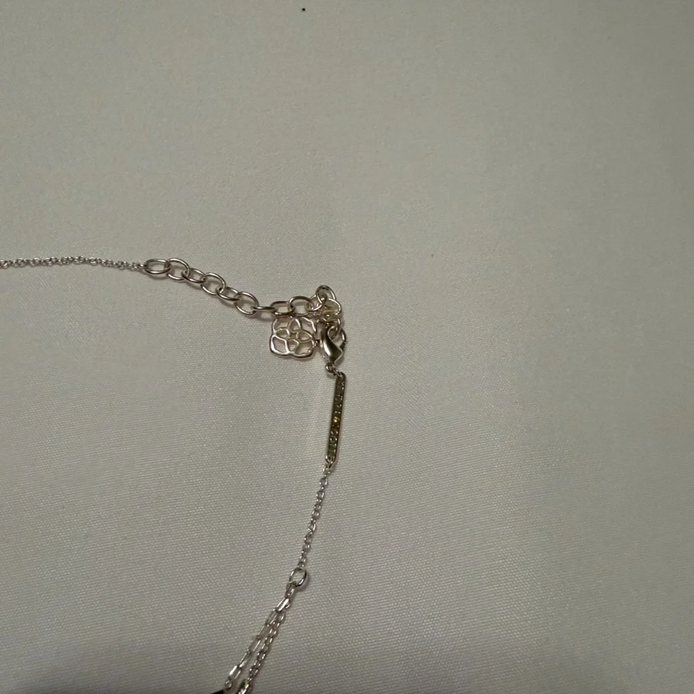 Kendra Scott bright Silver clove Layered Necklace - Picture 4 of 6